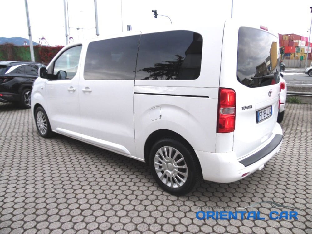 Toyota Proace Verso usata a La Spezia (7)