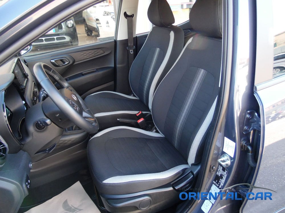Hyundai i10 usata a La Spezia (10)