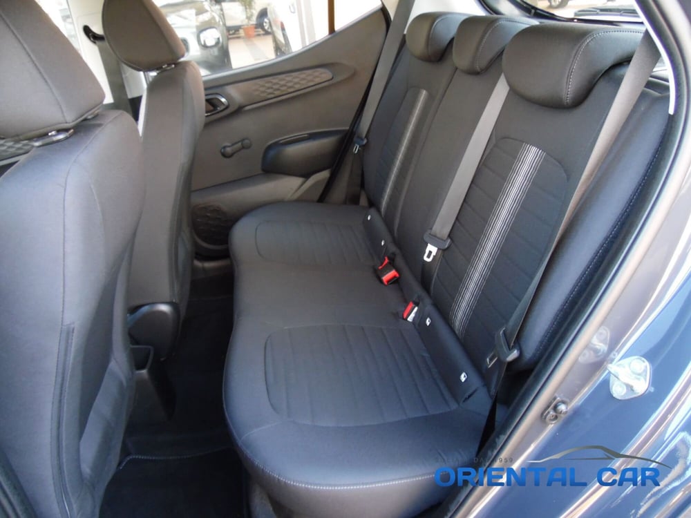 Hyundai i10 usata a La Spezia (11)