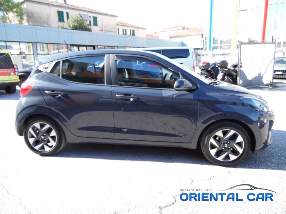 Hyundai i10 usata a La Spezia (17)