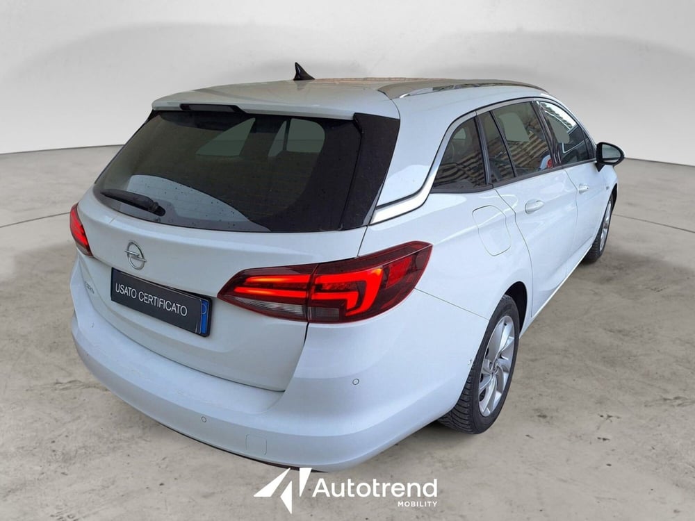 Opel Astra Station Wagon usata a Bari (2)