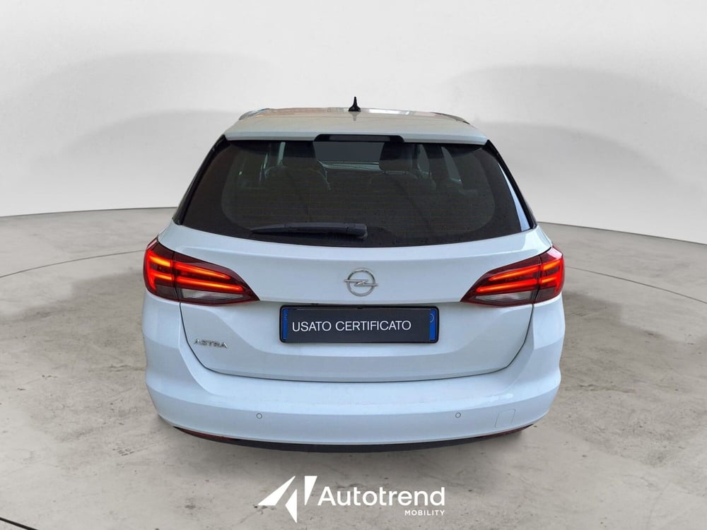 Opel Astra Station Wagon usata a Bari (4)