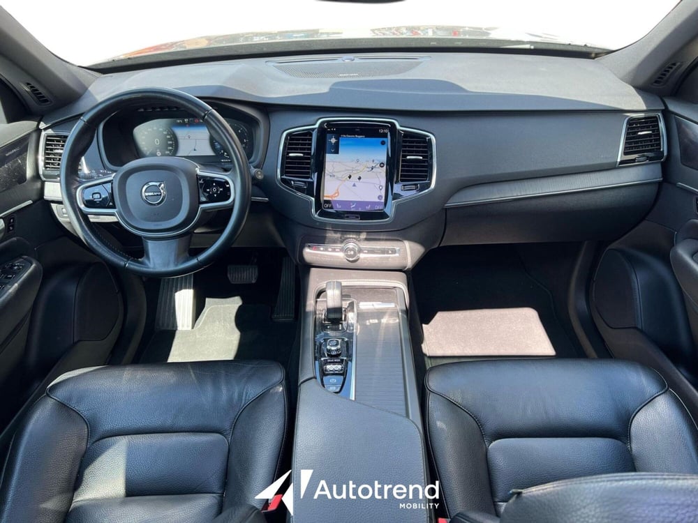Volvo XC90 usata a Bari (9)