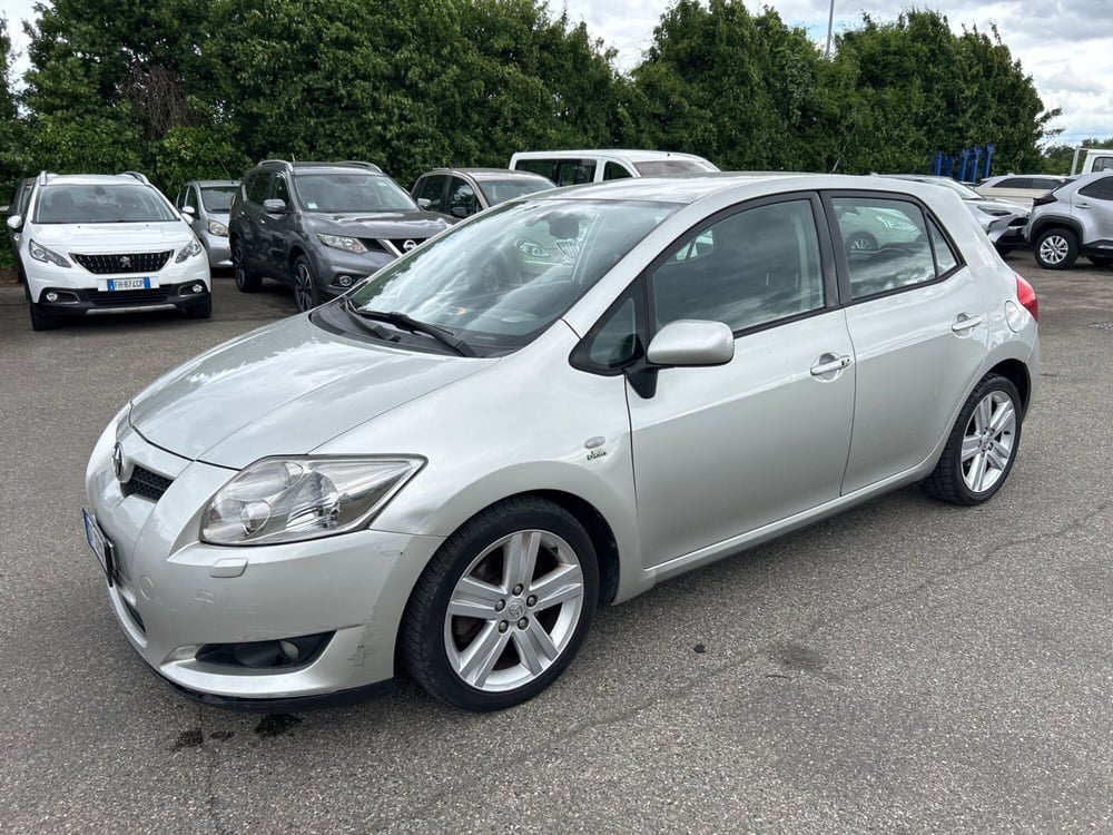Toyota Auris usata a Piacenza