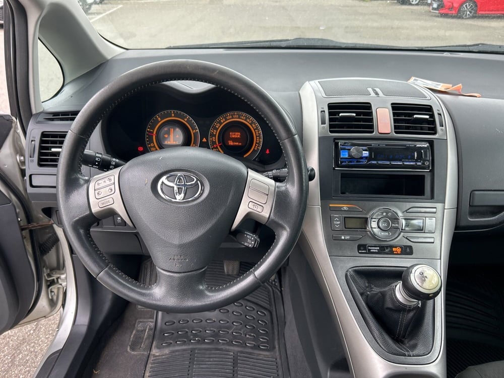 Toyota Auris usata a Piacenza (16)