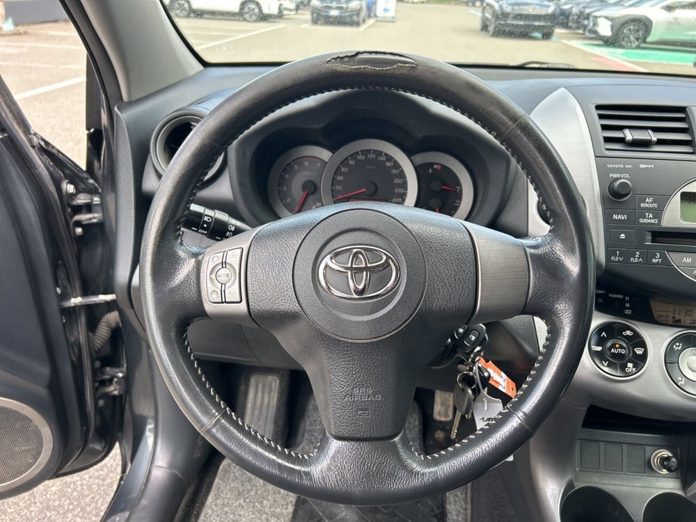Toyota Rav4 usata a Piacenza (12)