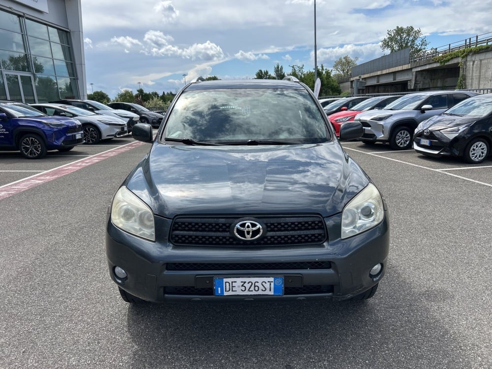 Toyota Rav4 usata a Piacenza (2)