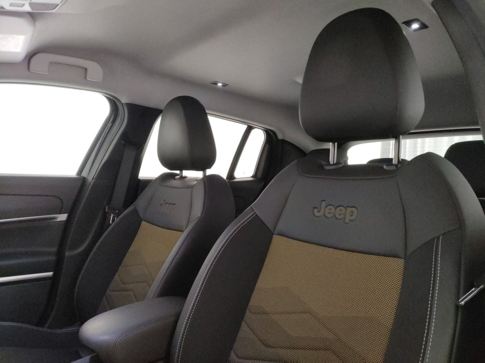 Jeep Avenger usata a Roma (14)