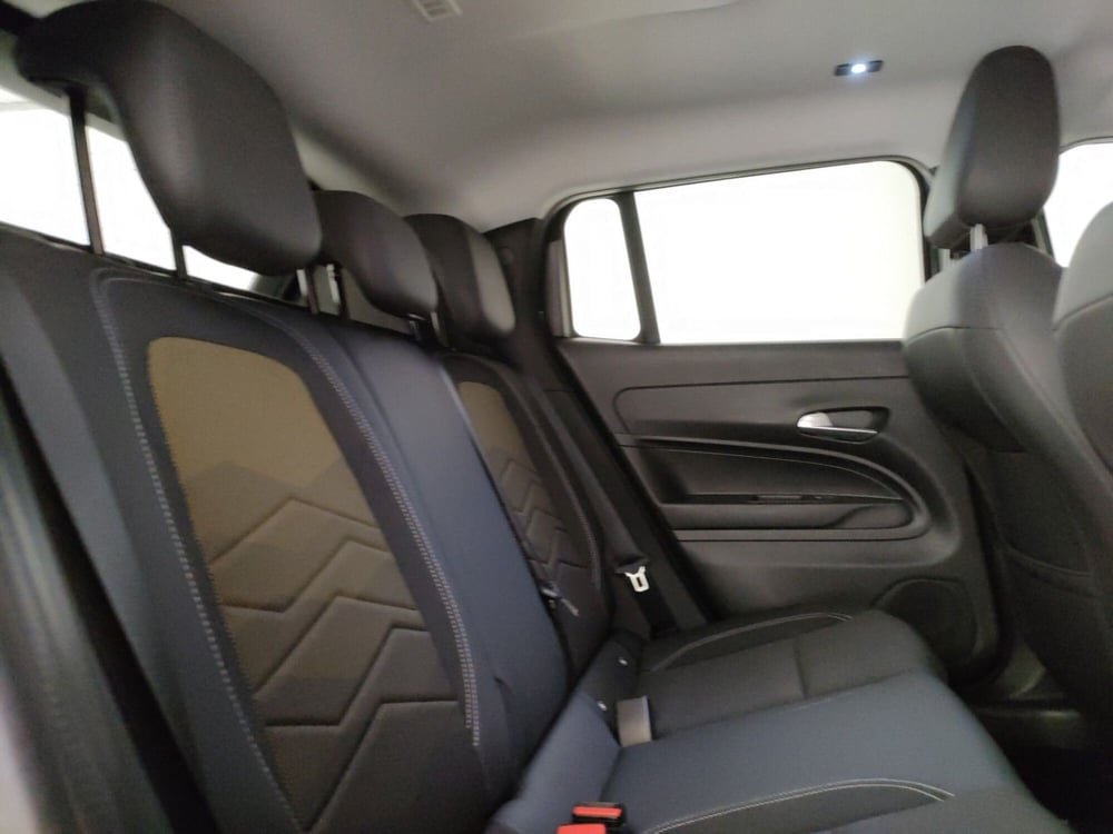 Jeep Avenger usata a Roma (8)