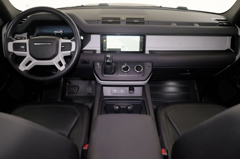 Land Rover Defender usata a Torino (5)