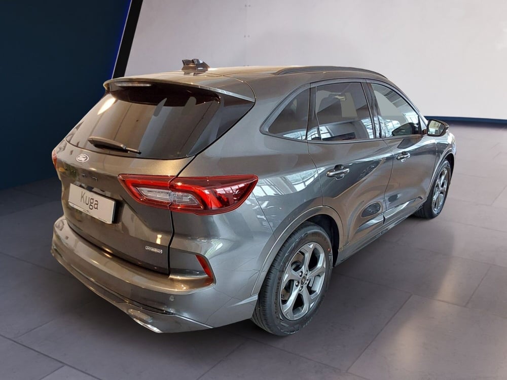 Ford Kuga nuova a Brescia (4)