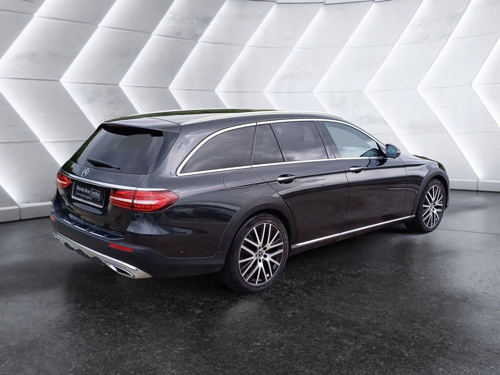 Mercedes-Benz Classe E Station Wagon usata  (4)