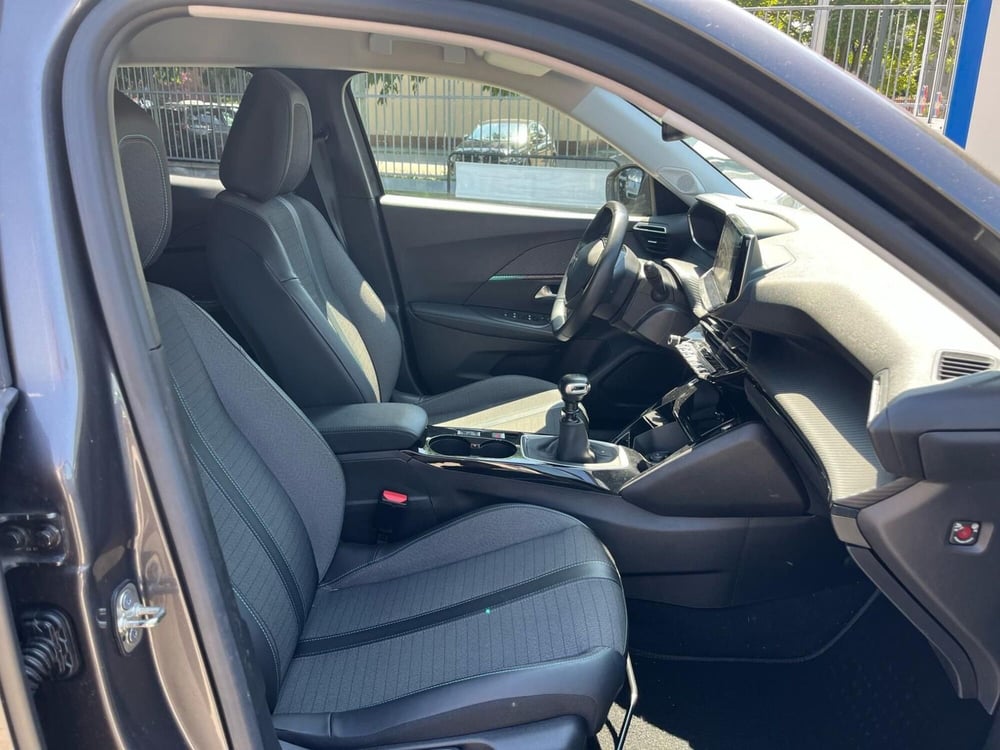 Peugeot 2008 usata a Milano (12)