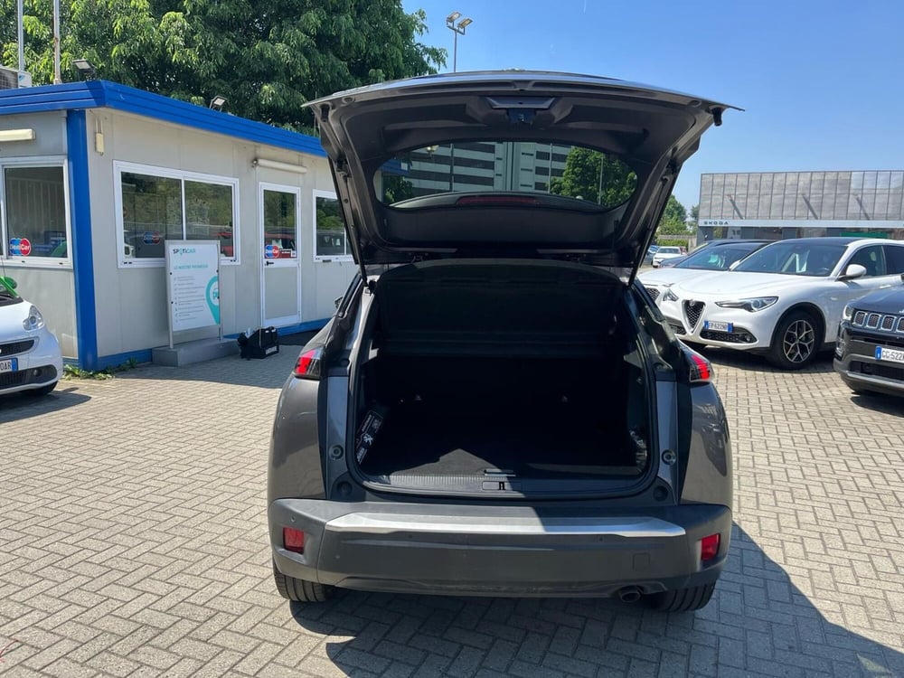 Peugeot 2008 usata a Milano (9)