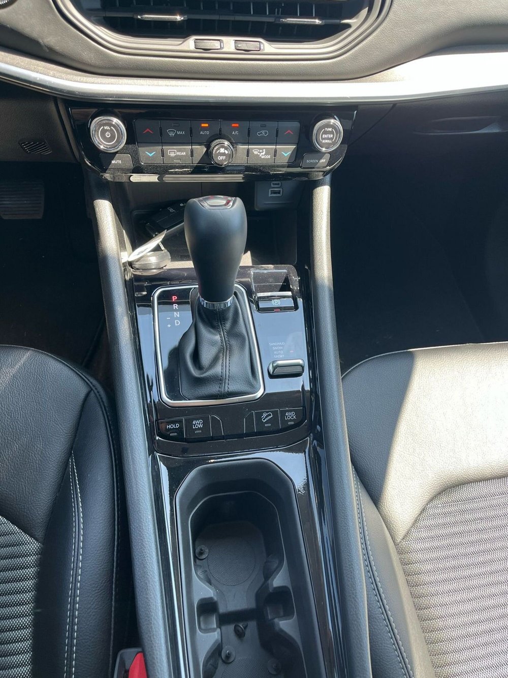 Jeep Compass nuova a Milano (17)