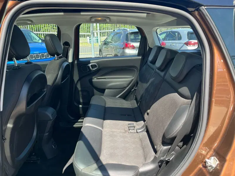 Fiat 500L usata a Milano (14)