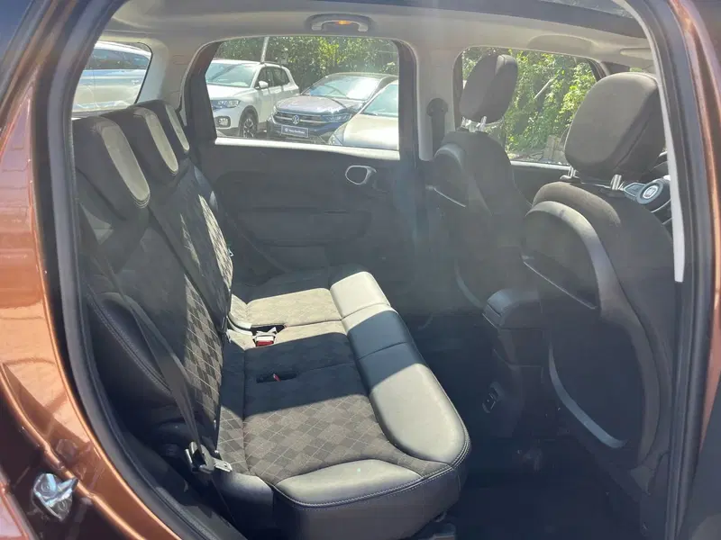 Fiat 500L usata a Milano (15)