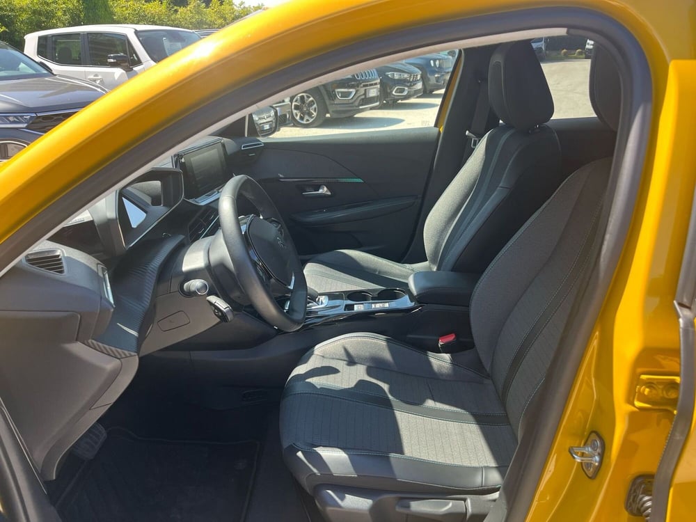 Peugeot 208 usata a Milano (11)