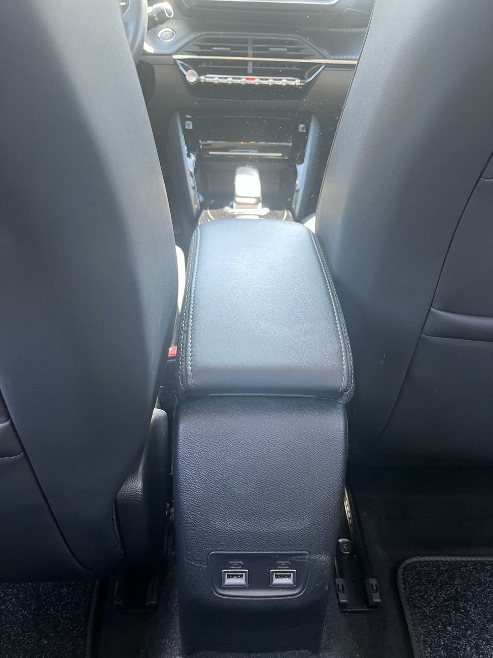 Peugeot 208 usata a Milano (18)