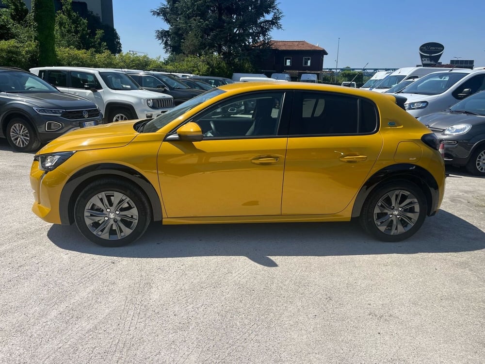 Peugeot 208 usata a Milano (4)