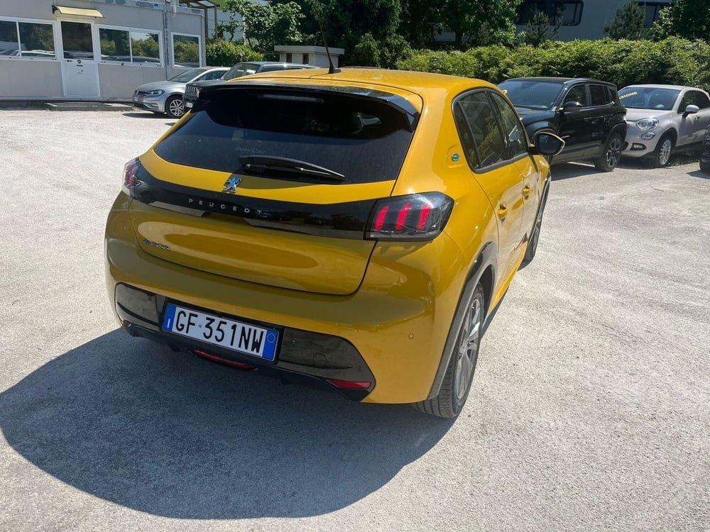 Peugeot 208 usata a Milano (6)