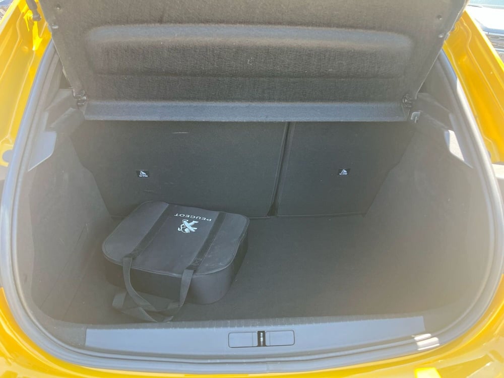 Peugeot 208 usata a Milano (9)