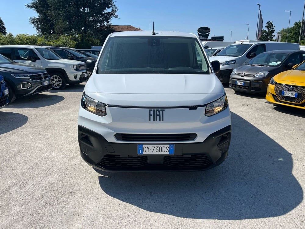Fiat Doblò Furgone nuova a Milano (2)