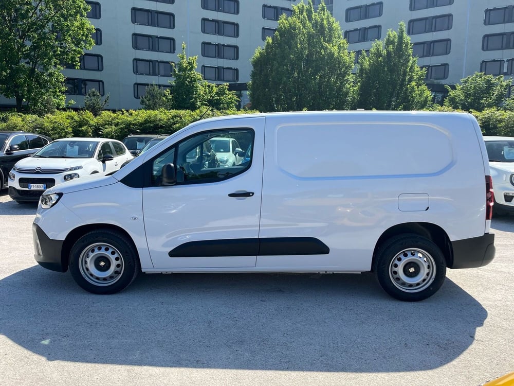Fiat Doblò Furgone nuova a Milano (4)