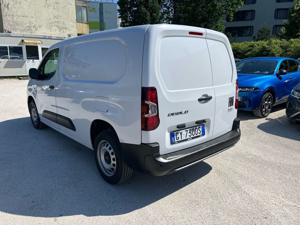 Fiat Doblò Furgone nuova a Milano (9)