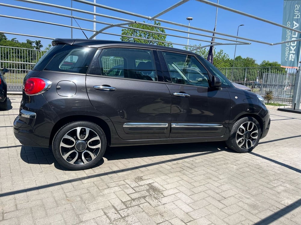 Fiat 500L usata a Milano (5)