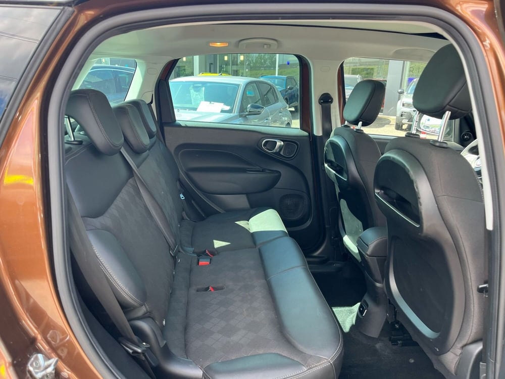 Fiat 500L usata a Milano (15)