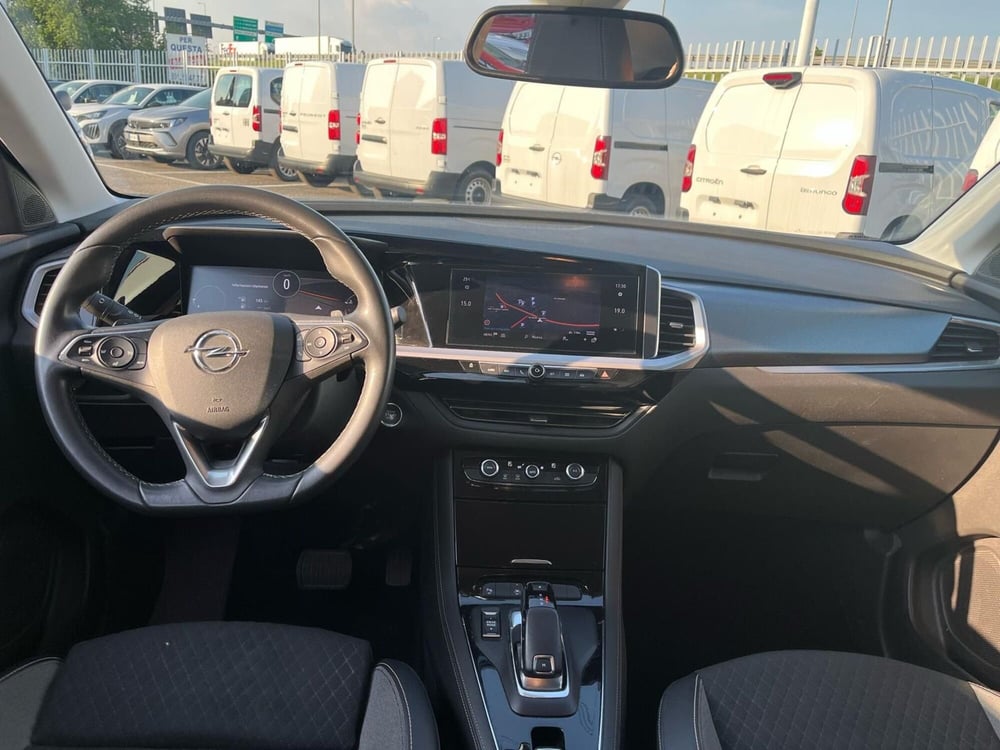 Opel Grandland usata a Milano (17)