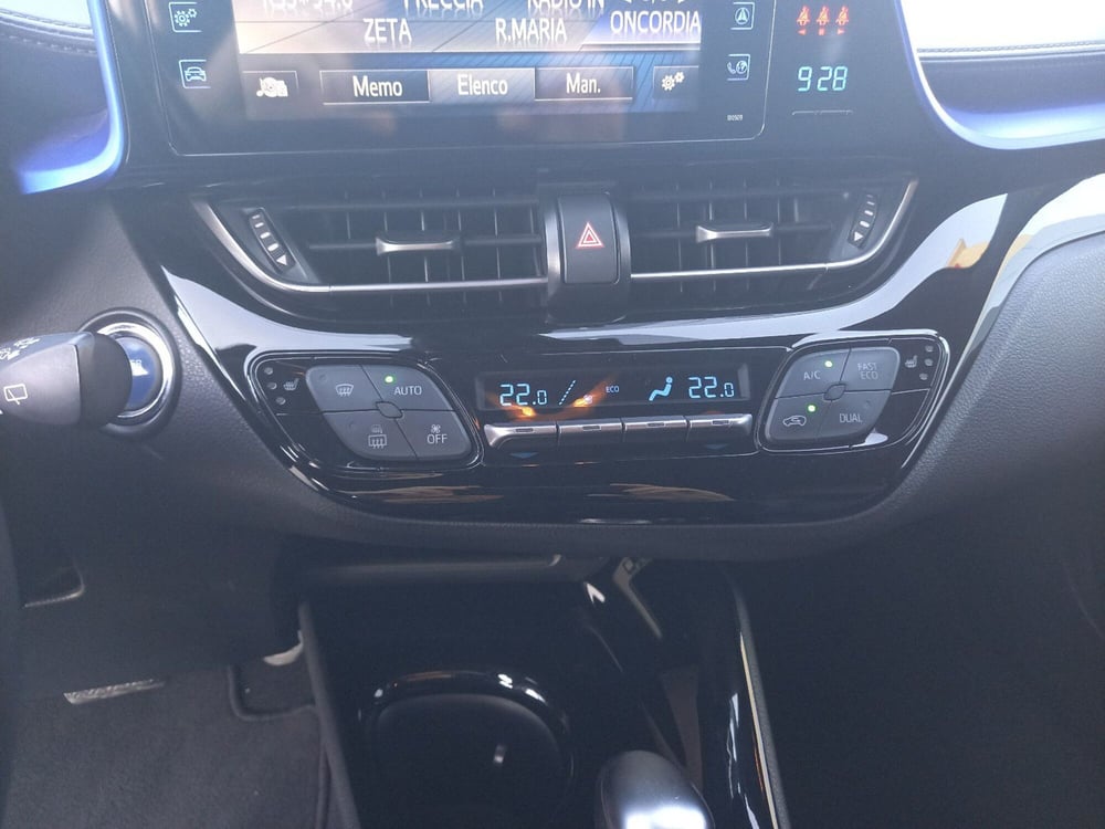 Toyota Toyota C-HR usata a Catania (14)