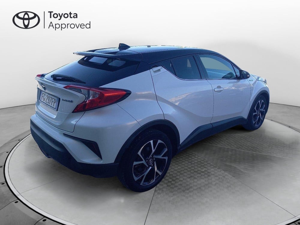 Toyota Toyota C-HR usata a Catania (3)