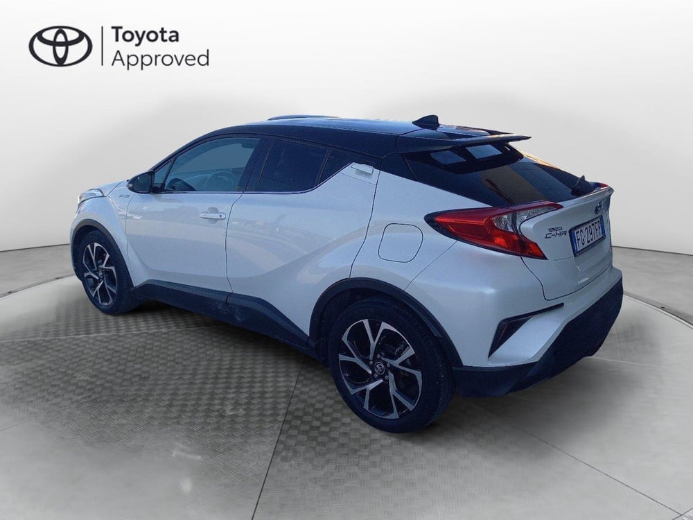 Toyota Toyota C-HR usata a Catania (4)