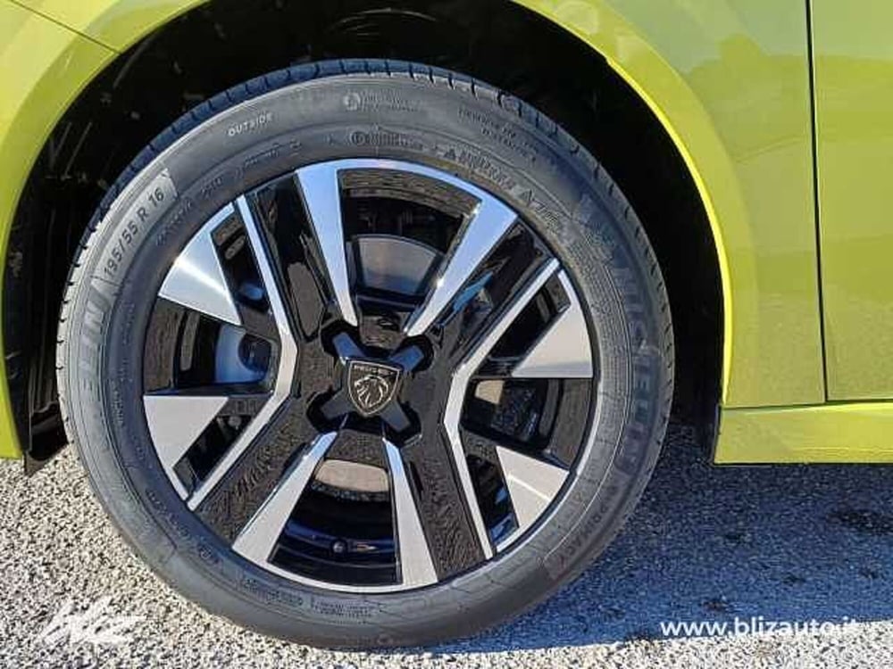 Peugeot 208 nuova a Udine (6)