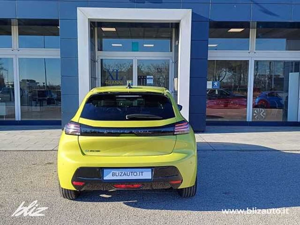 Peugeot 208 nuova a Udine (8)