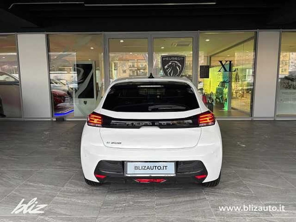 Peugeot 208 nuova a Udine (4)