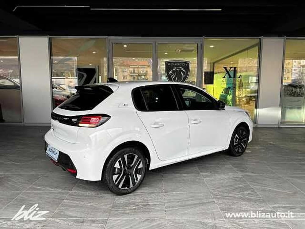 Peugeot 208 nuova a Udine (5)