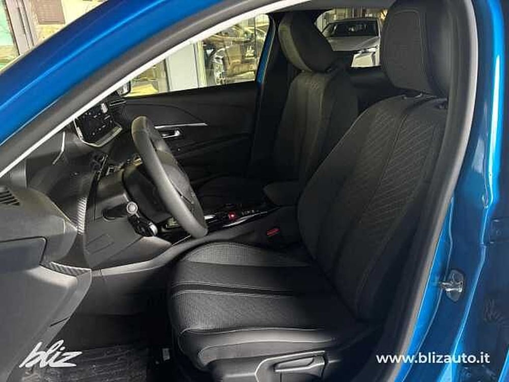 Peugeot 208 nuova a Udine (10)