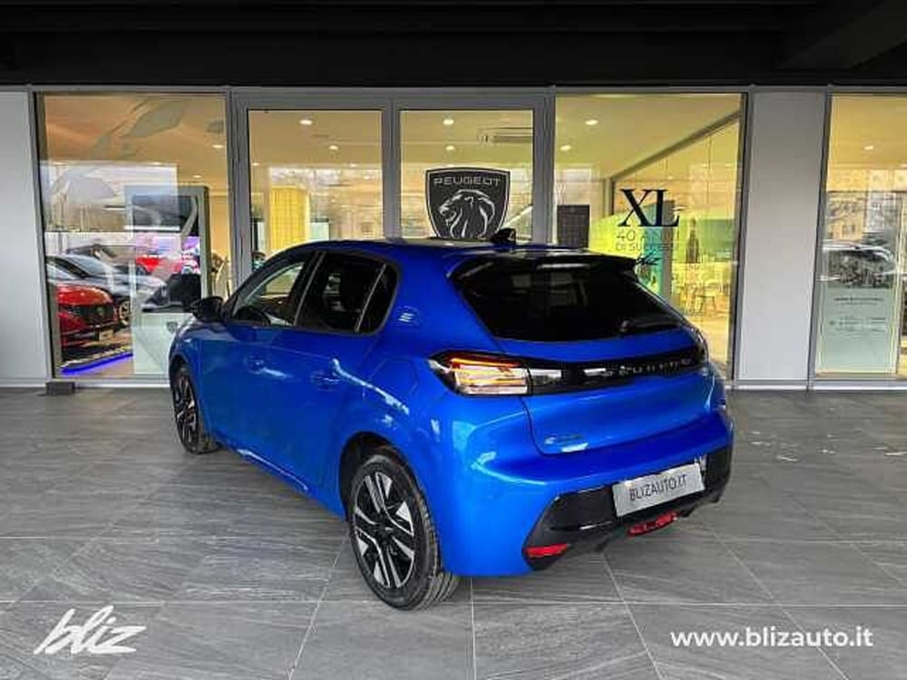 Peugeot 208 nuova a Udine (3)
