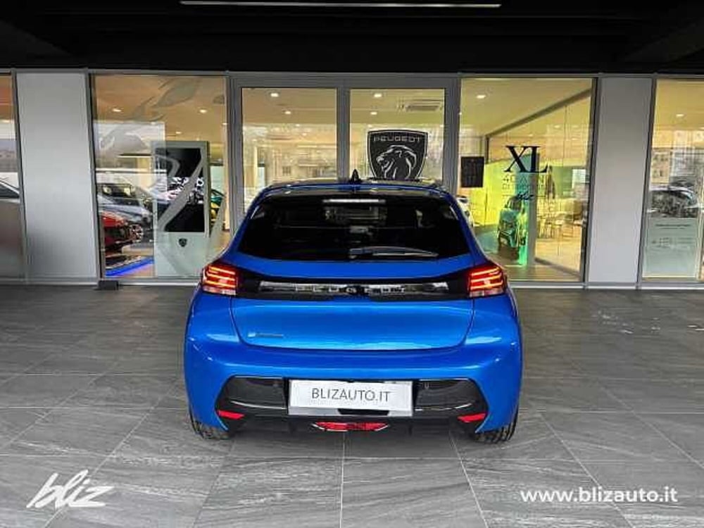 Peugeot 208 nuova a Udine (4)