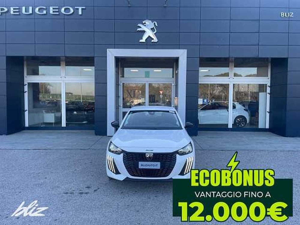 Peugeot 208 nuova a Udine (2)