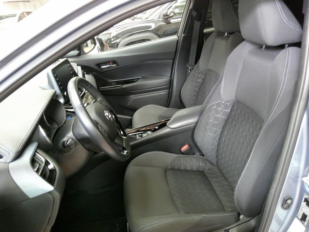 Toyota Toyota C-HR usata a Treviso (12)