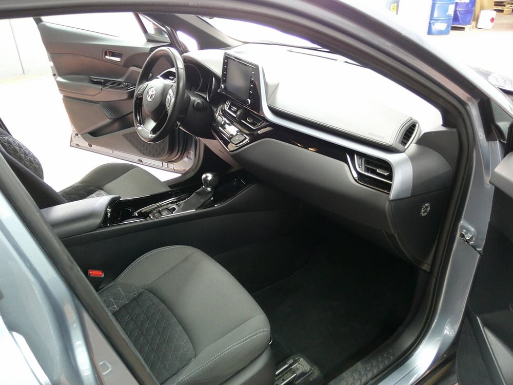 Toyota Toyota C-HR usata a Treviso (14)
