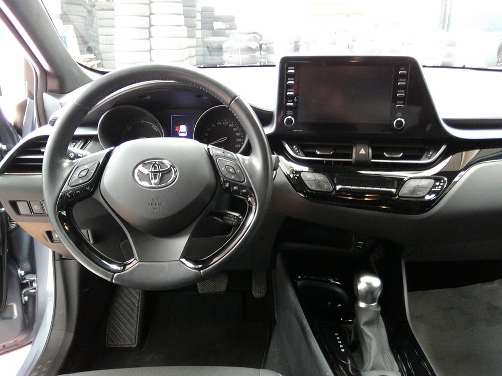 Toyota Toyota C-HR usata a Treviso (16)