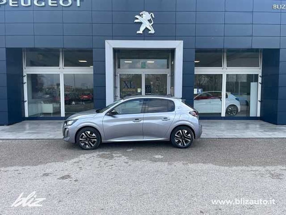 Peugeot 208 nuova a Udine (3)
