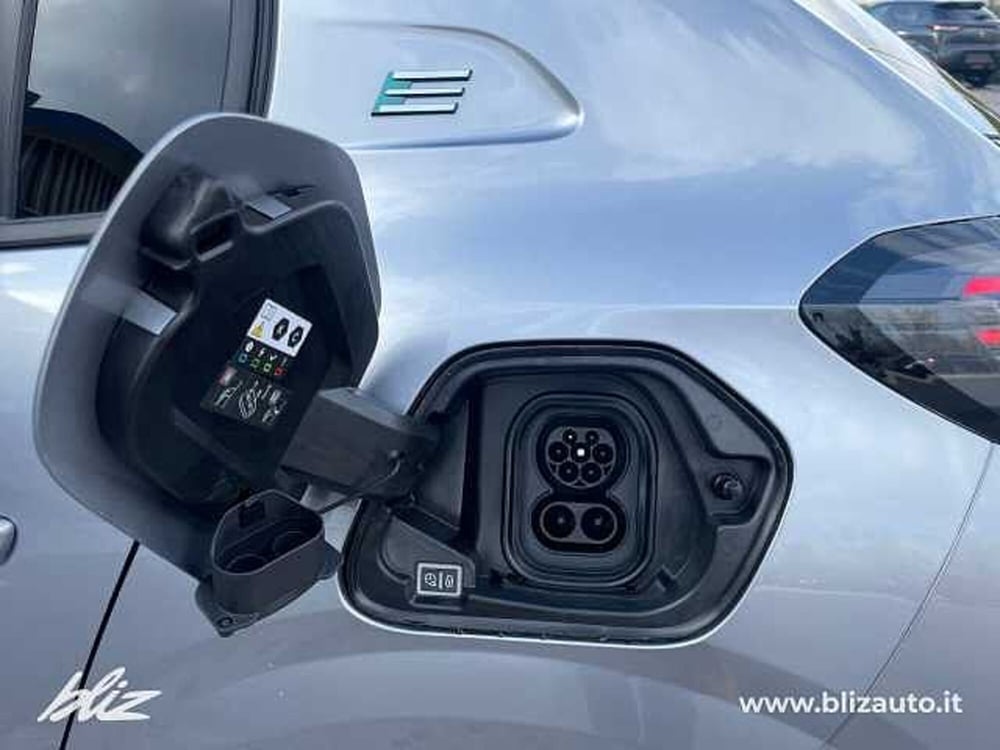 Peugeot 208 nuova a Udine (7)
