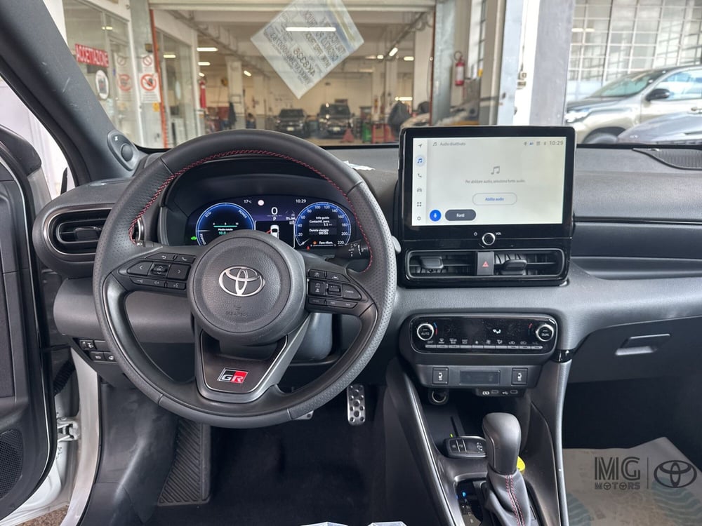Toyota Yaris GR Sport nuova a Viterbo (13)