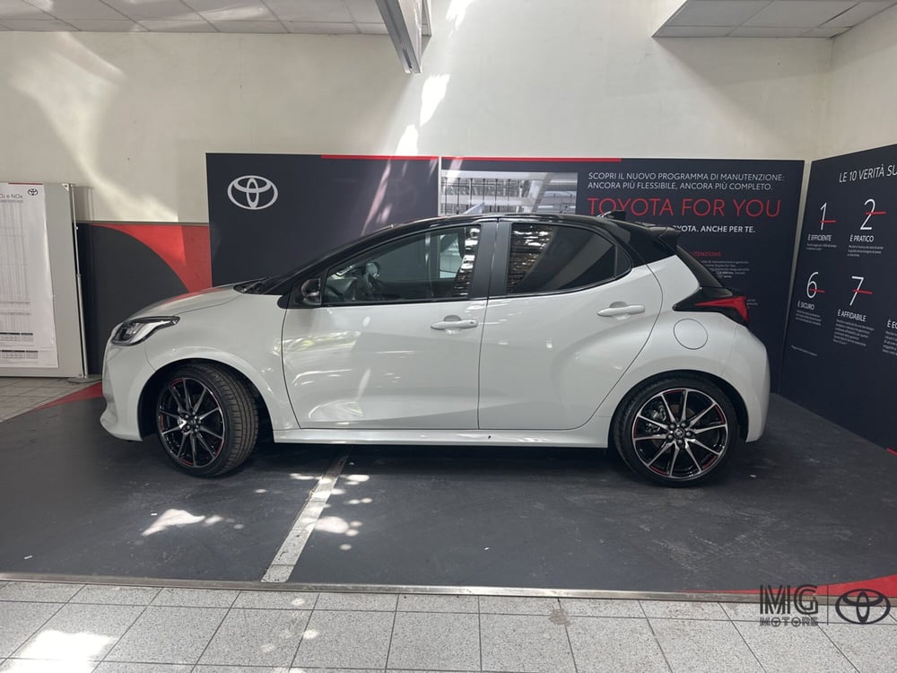 Toyota Yaris GR Sport nuova a Viterbo (6)